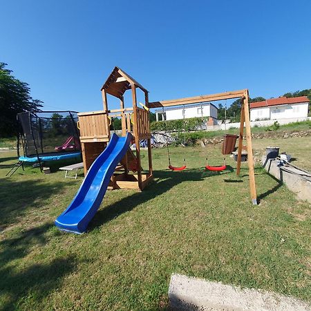 Apartments And Room Ljubica Лопар Экстерьер фото